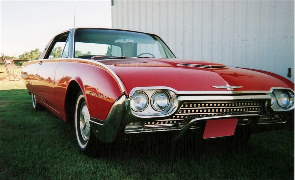 1962 Ford Thunderbird 3rd Gen - Image 2 of 4