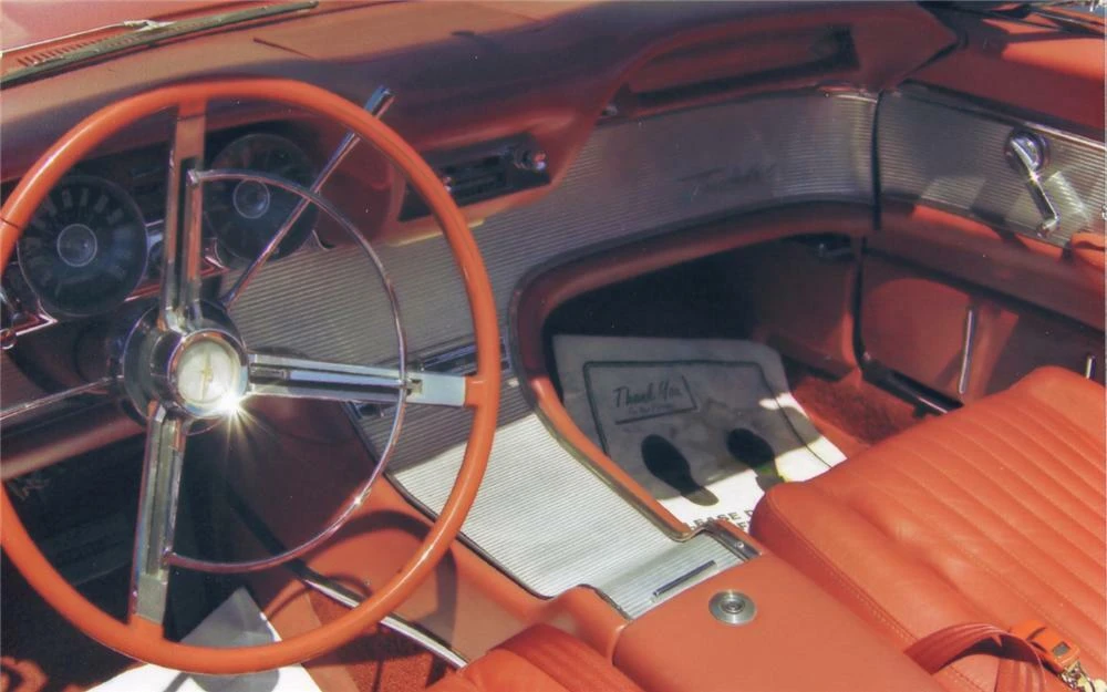 1962 Ford Thunderbird 3rd Gen - Image 4 of 5
