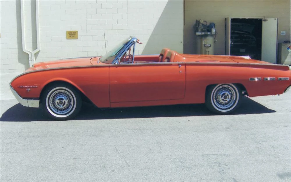 1962 Ford Thunderbird 3rd Gen - Image 5 of 5