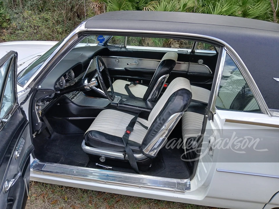 1962 Ford Thunderbird 3rd Gen - Image 8 of 23