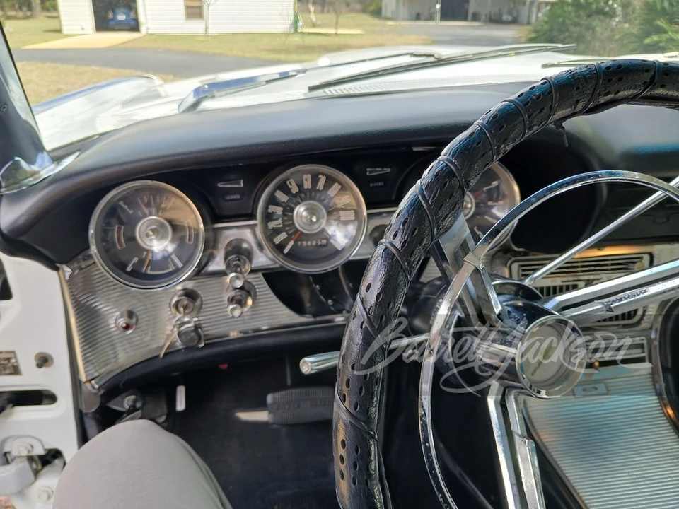 1962 Ford Thunderbird 3rd Gen - Image 16 of 23