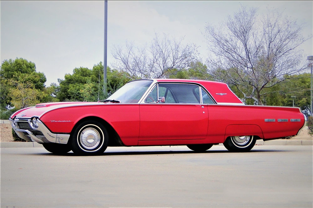 1962 Ford Thunderbird 3rd Gen - Image 2 of 5