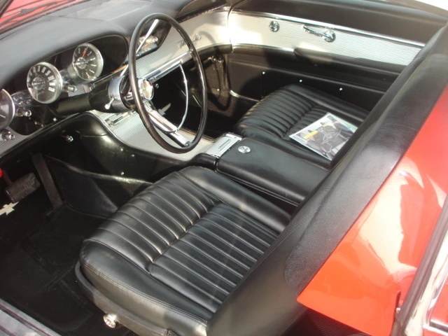 1962 Ford Thunderbird 3rd Gen - Image 4 of 5