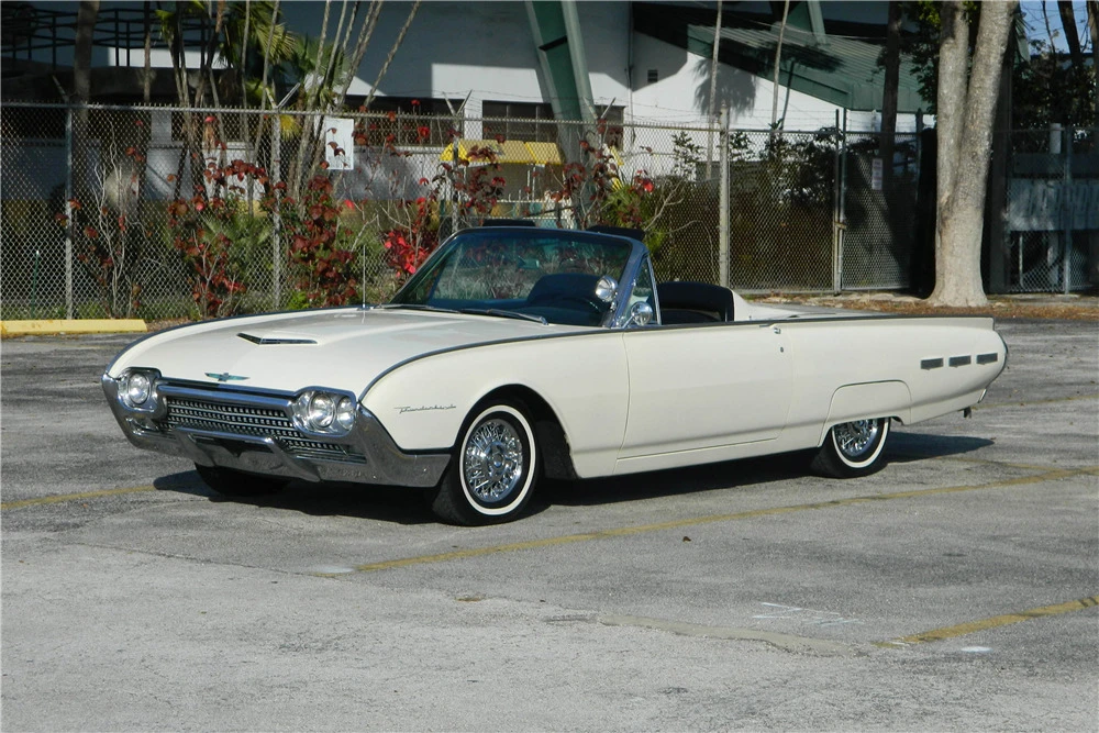 1962 Ford Thunderbird 3rd Gen - Image 2 of 5