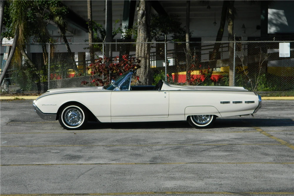 1962 Ford Thunderbird 3rd Gen - Image 5 of 5
