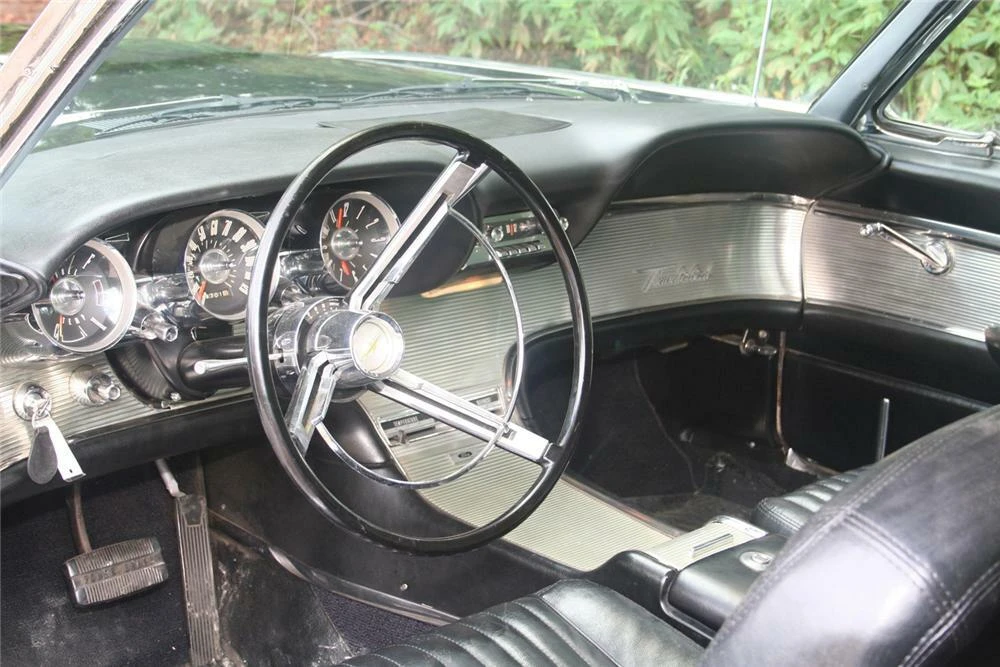 1962 Ford Thunderbird 3rd Gen - Image 4 of 5