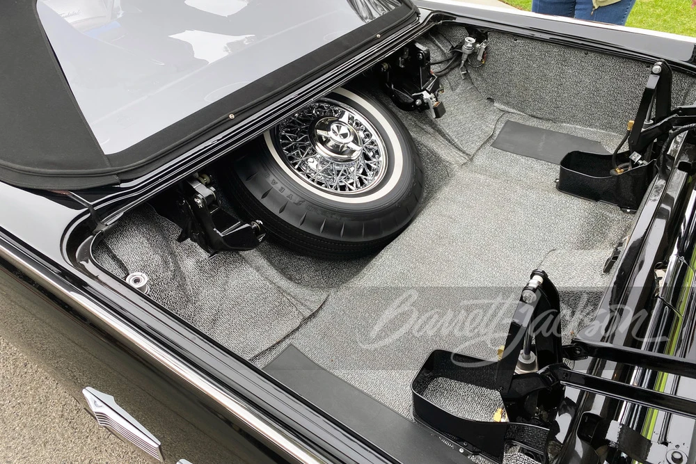 1962 Ford Thunderbird 3rd Gen - Image 8 of 20