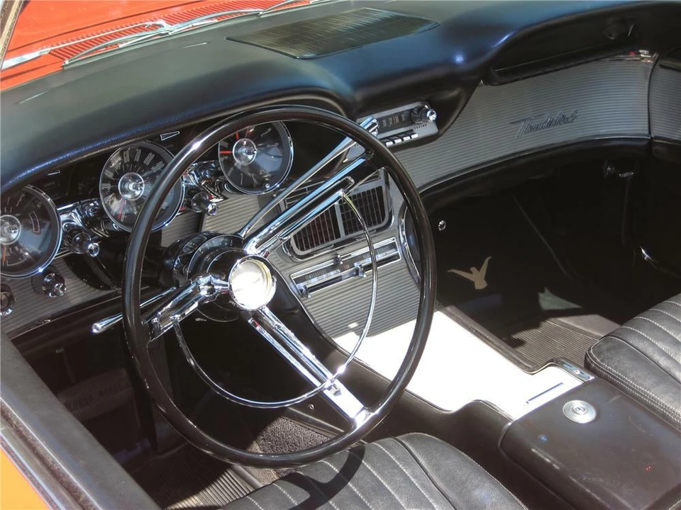 1962 Ford Thunderbird 3rd Gen - Image 4 of 5