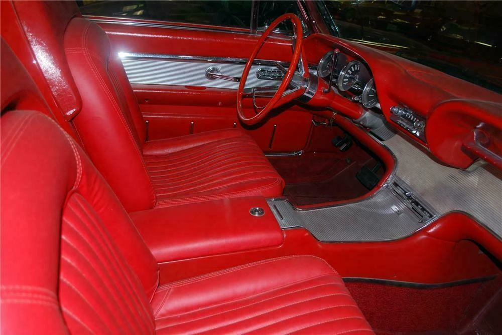 1962 Ford Thunderbird 3rd Gen - Image 4 of 5