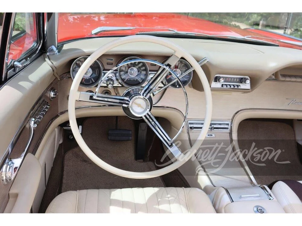 1962 Ford Thunderbird 3rd Gen - Image 4 of 13