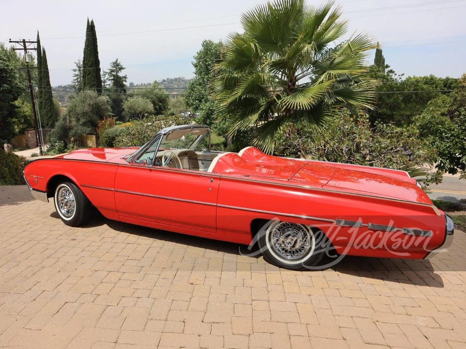 1962 Ford Thunderbird 3rd Gen - Image 5 of 13