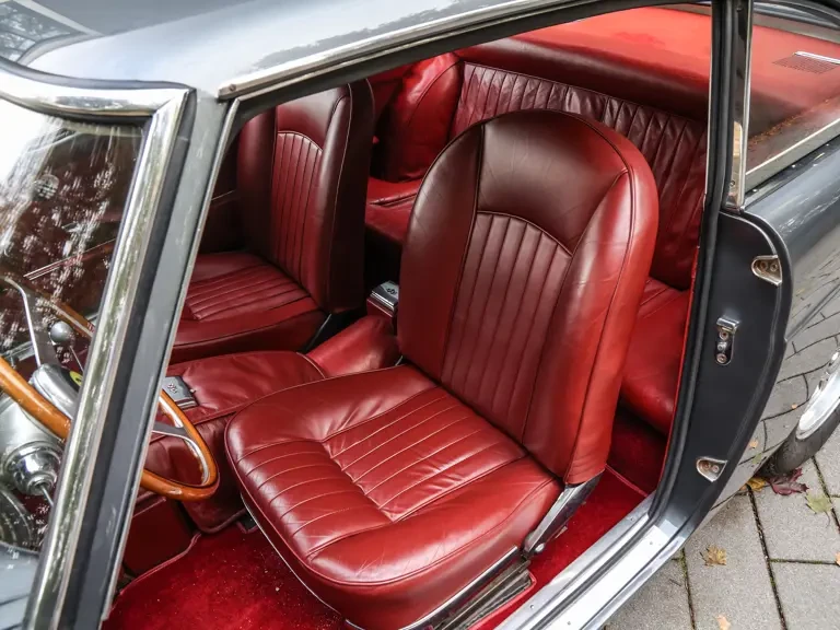 1962 Ferrari 250 GTE - Image 13 of 29