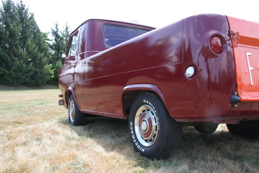 1962 Ford Econoline Pickup - Image 10 of 31