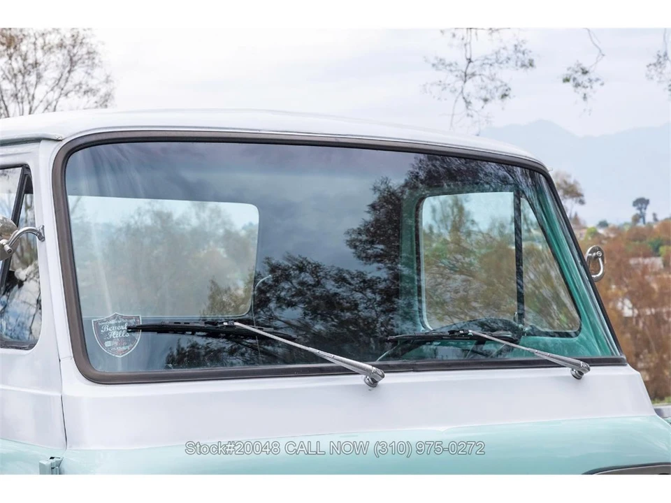 1962 Ford Econoline Van - Image 10 of 31