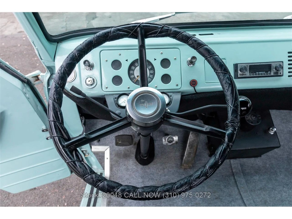 1962 Ford Econoline Van - Image 20 of 31