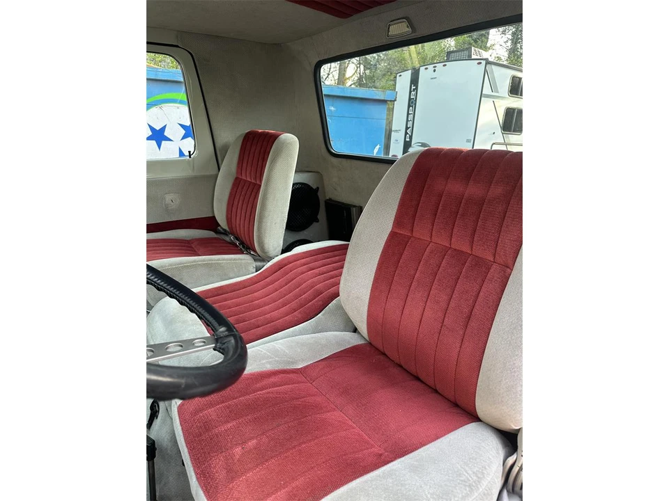 1962 Ford Econoline Van - Image 9 of 13