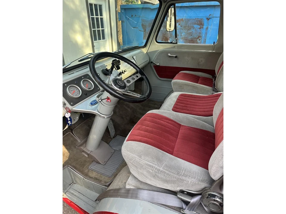 1962 Ford Econoline Van - Image 10 of 13