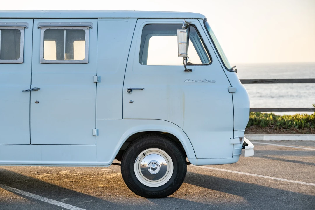 1962 Ford Econoline Van - Image 14 of 31