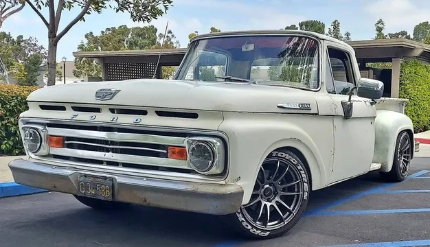 1962 Ford F-100