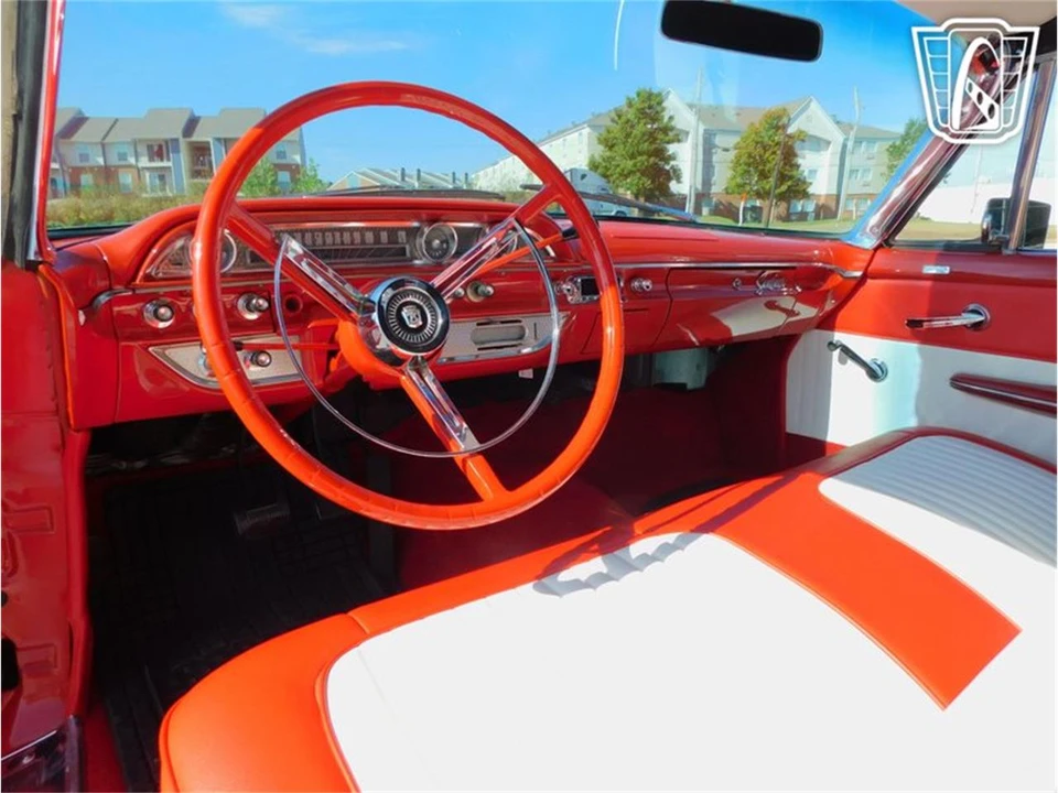 1962 Ford Galaxie 2nd Gen - Image 10 of 31