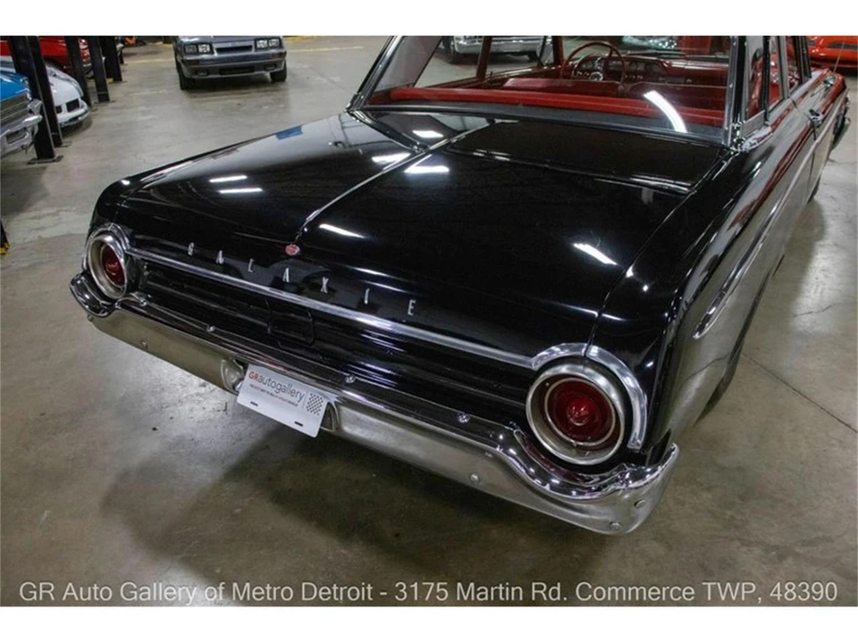 1962 Ford Galaxie 2nd Gen - Image 15 of 31