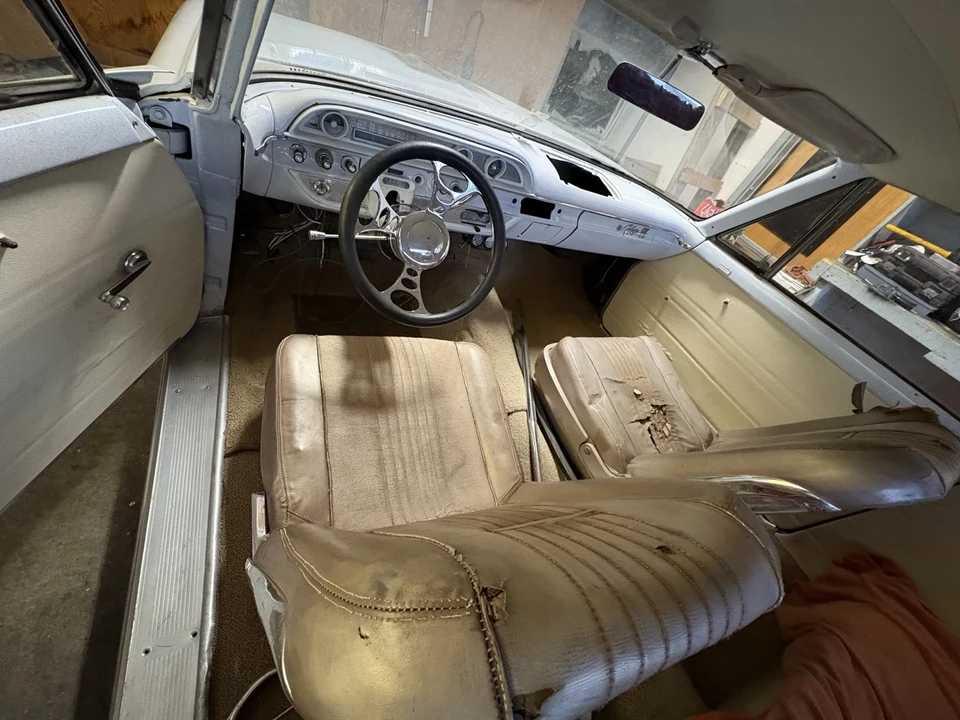 1962 Ford Galaxie 2nd Gen - Image 17 of 18