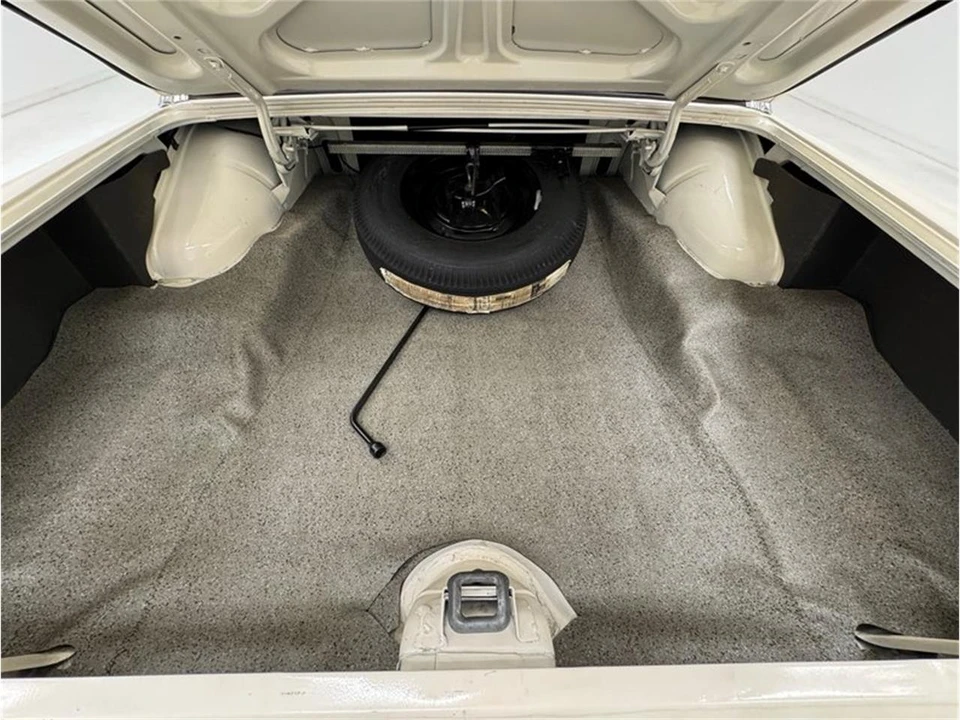1962 Ford Galaxie 2nd Gen - Image 30 of 31