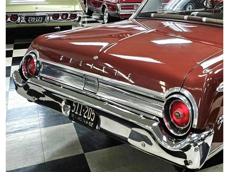 1962 Ford Galaxie 2nd Gen - Image 9 of 31