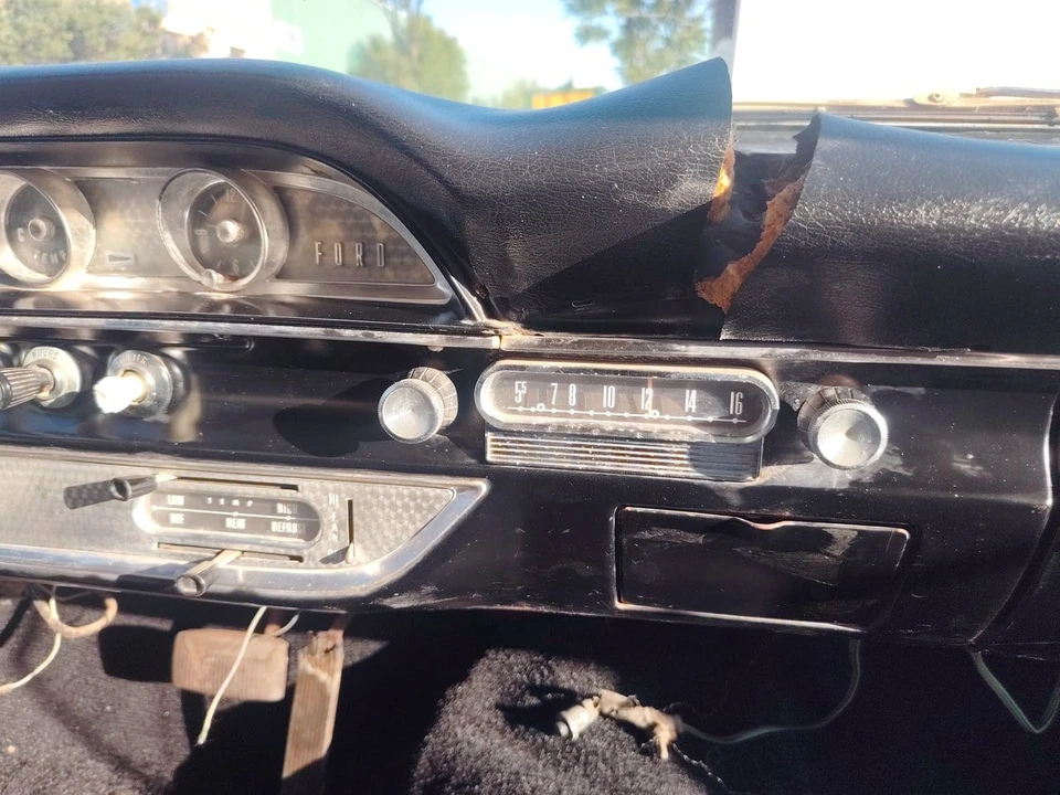 1969 Ford Galaxie 4th Gen - Image 28 of 30