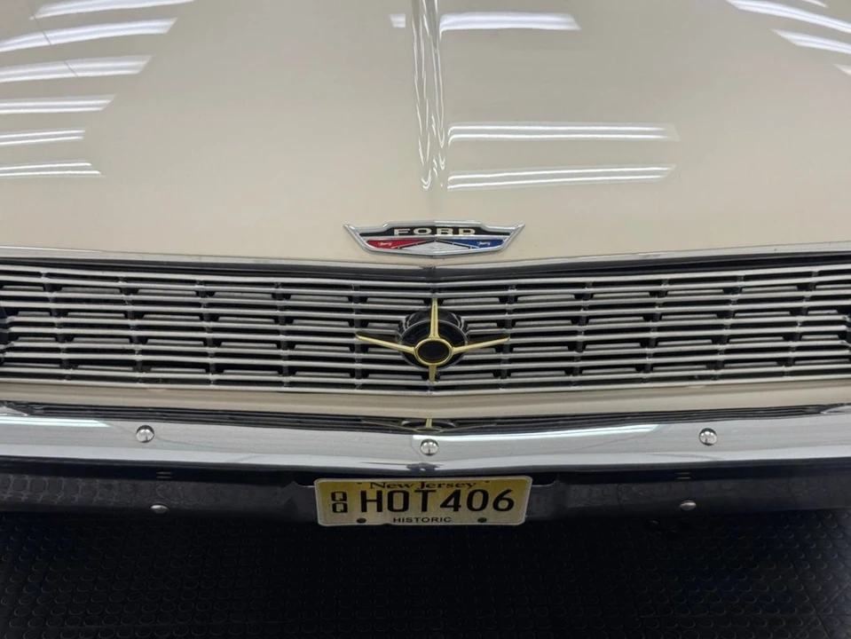 1962 Ford Galaxie 2nd Gen - Image 9 of 31