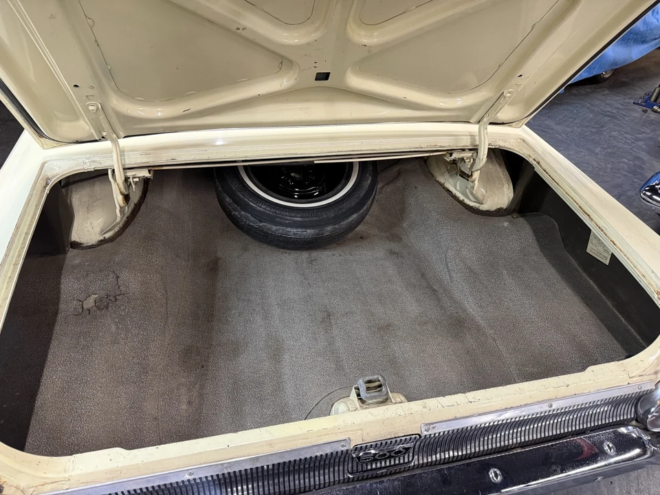 1962 Ford Galaxie 2nd Gen - Image 18 of 31