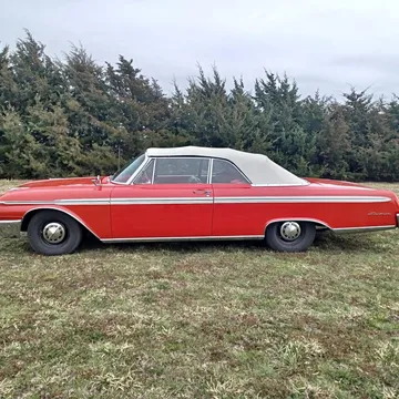 1962 Ford Galaxy 500 Sunliner