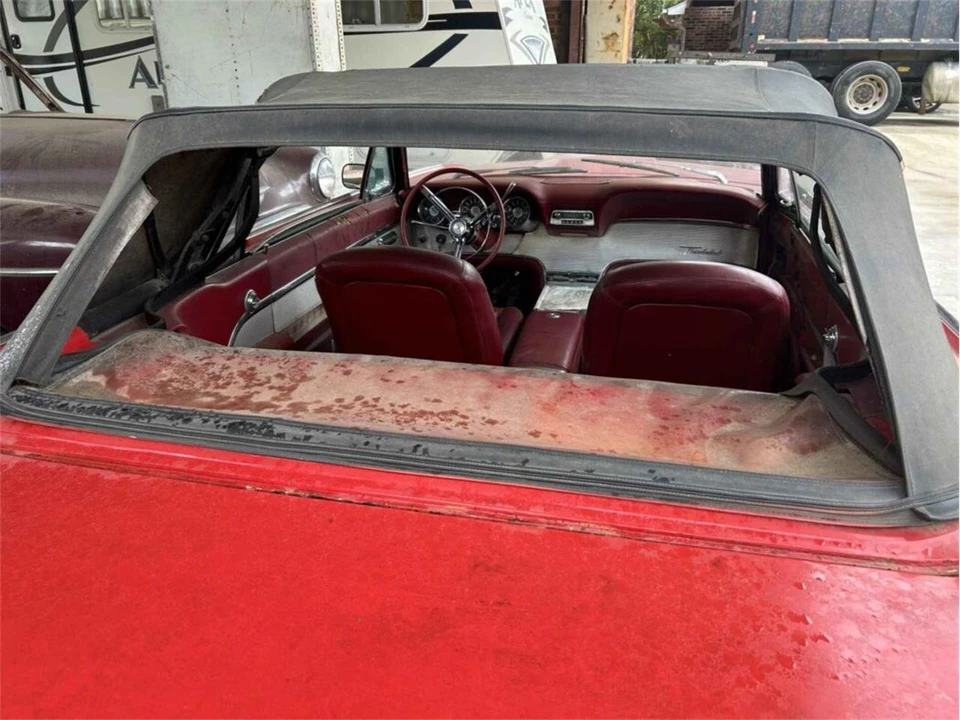 1962 Ford Thunderbird 3rd Gen - Image 8 of 20