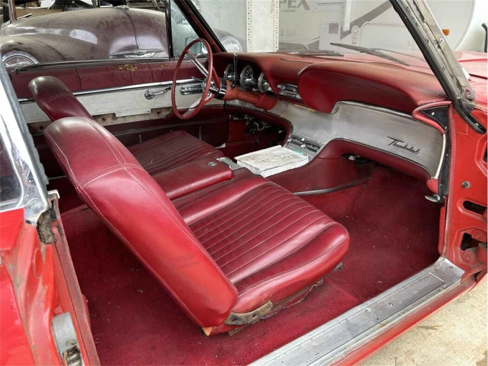 1962 Ford Thunderbird 3rd Gen - Image 9 of 20