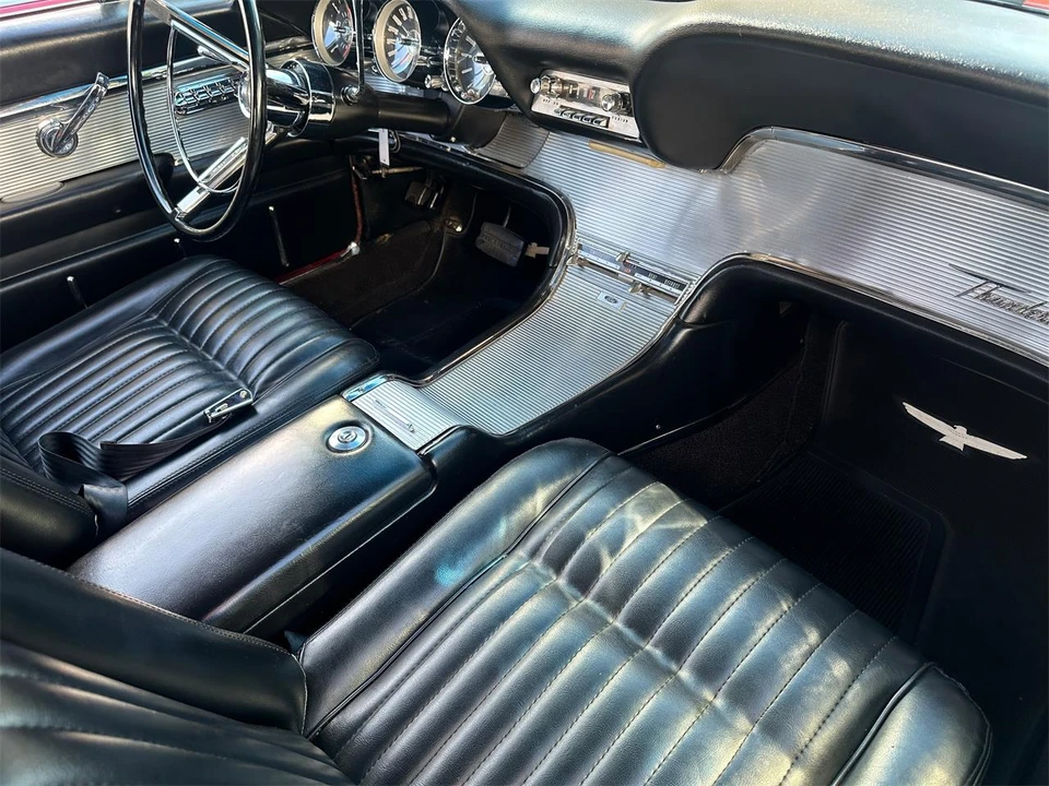 1962 Ford Thunderbird 3rd Gen - Image 18 of 31