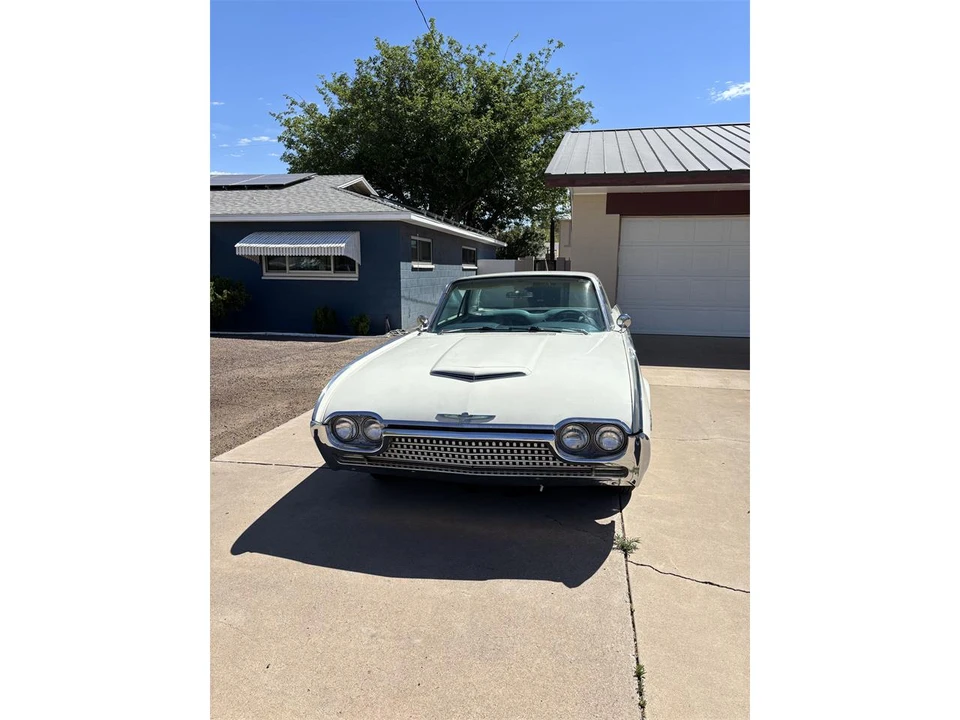 1962 Ford Thunderbird 3rd Gen - Image 2 of 17