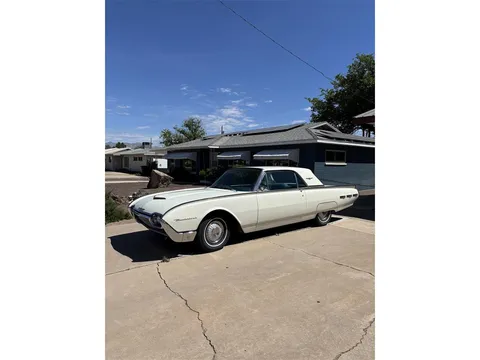 1962 Ford Thunderbird