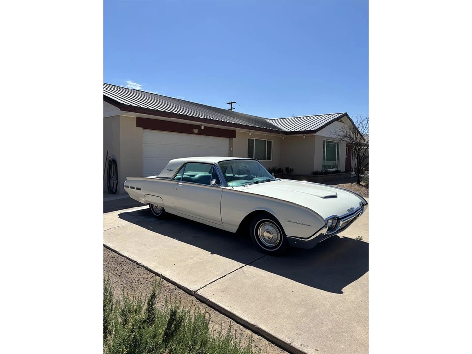 1962 Ford Thunderbird 3rd Gen - Image 3 of 17