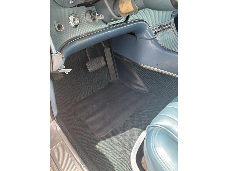 1962 Ford Thunderbird 3rd Gen - Image 11 of 17