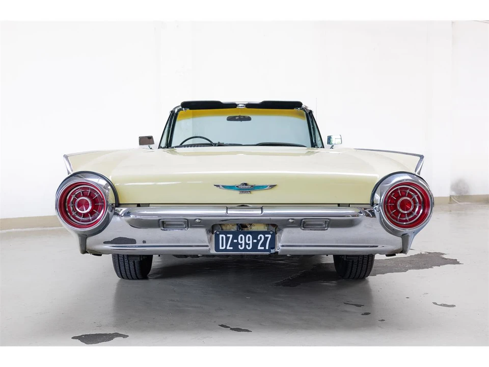 1962 Ford Thunderbird 3rd Gen - Image 5 of 31