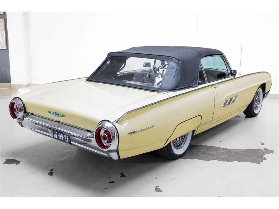 1962 Ford Thunderbird 3rd Gen - Image 6 of 31