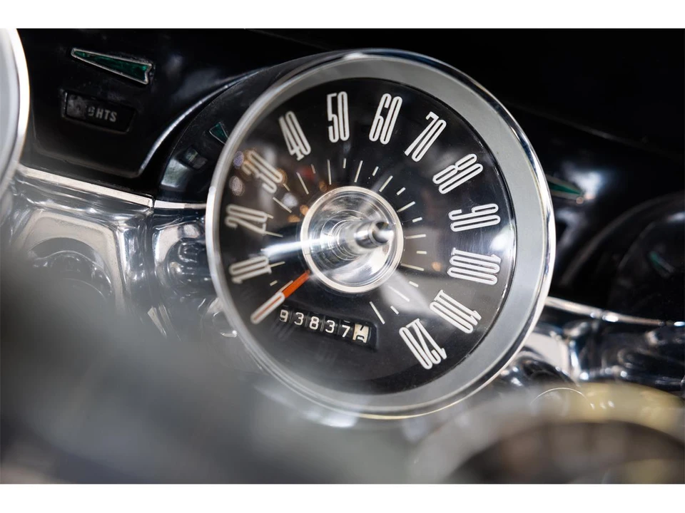 1962 Ford Thunderbird 3rd Gen - Image 12 of 31