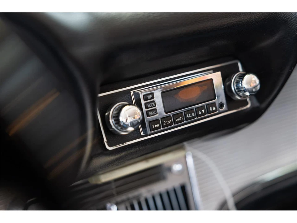 1962 Ford Thunderbird 3rd Gen - Image 16 of 31