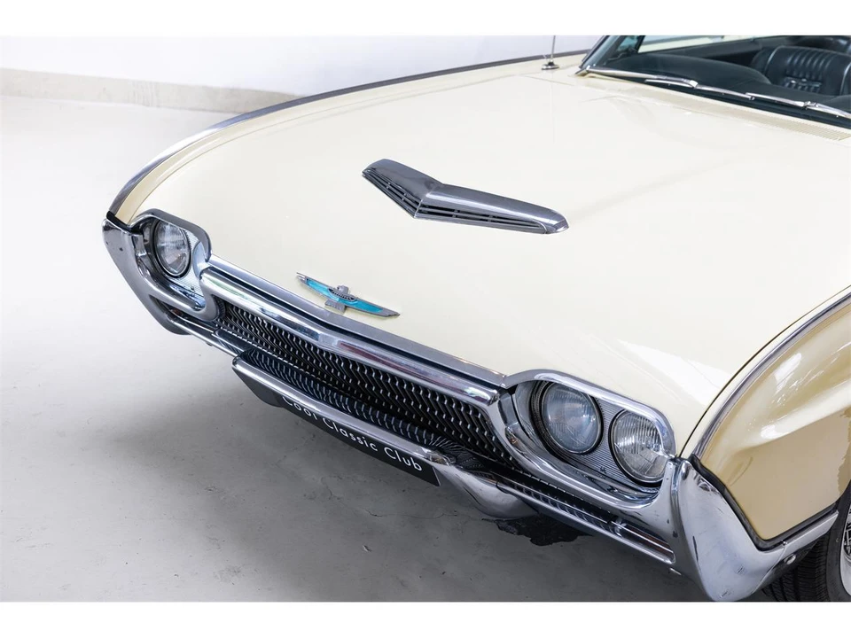 1962 Ford Thunderbird 3rd Gen - Image 27 of 31
