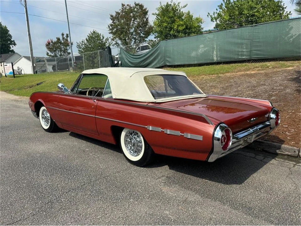 1962 Ford Thunderbird 3rd Gen - Image 2 of 30