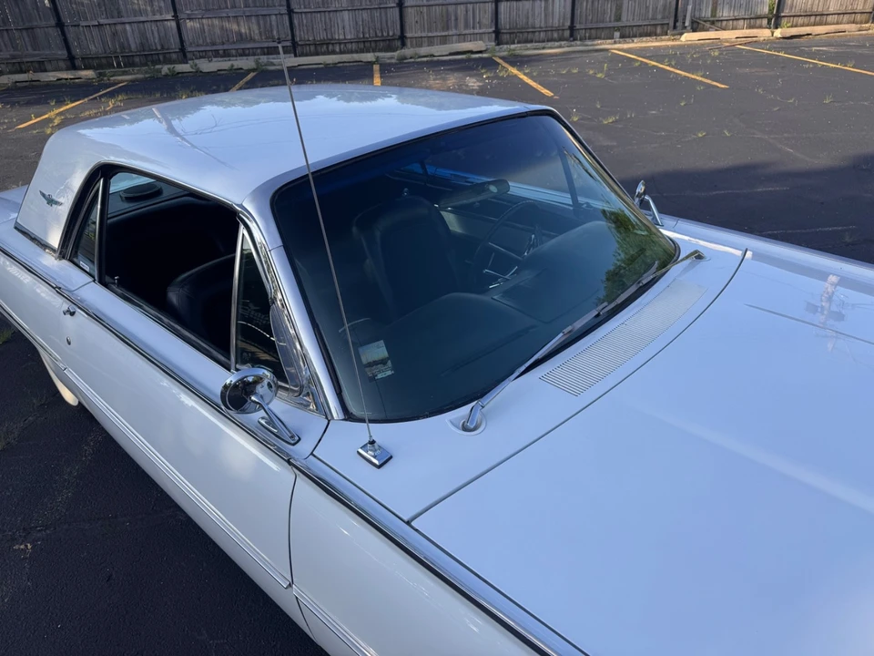 1962 Ford Thunderbird - Image 7 of 31