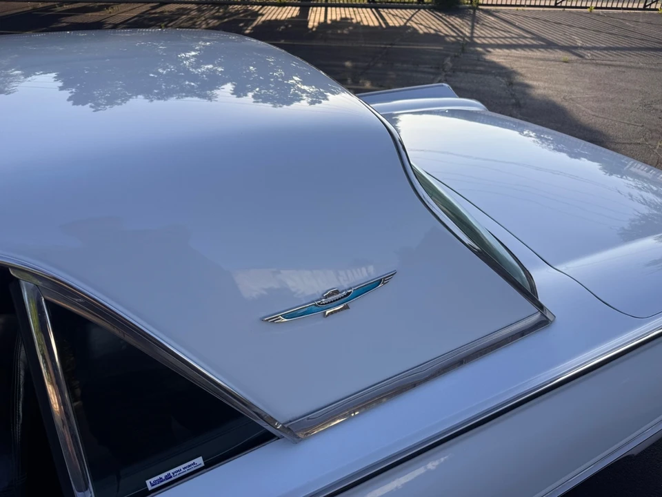 1962 Ford Thunderbird - Image 15 of 31