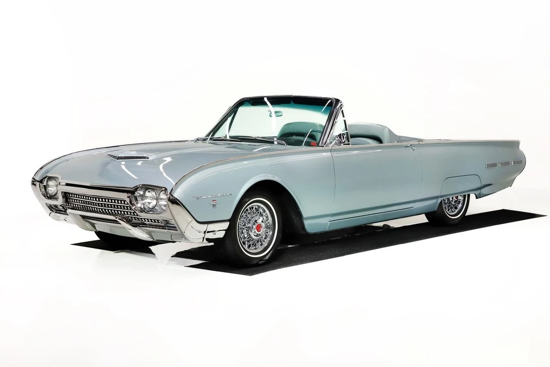 1962 Ford Thunderbird 3rd Gen - Image 25 of 31