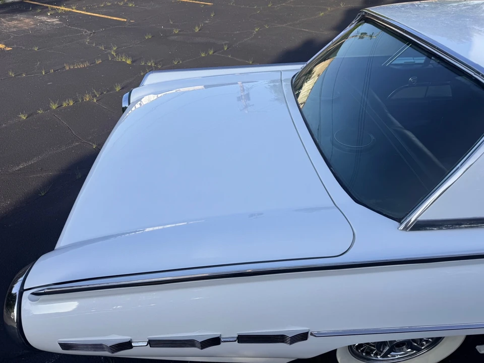 1962 Ford Thunderbird - Image 9 of 31