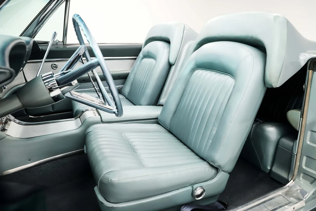 1962 Ford Thunderbird 3rd Gen - Image 13 of 31